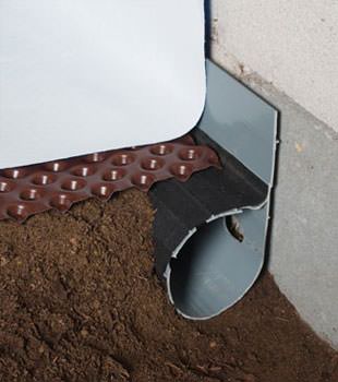 Installing crawlspace drain in North Spokane home